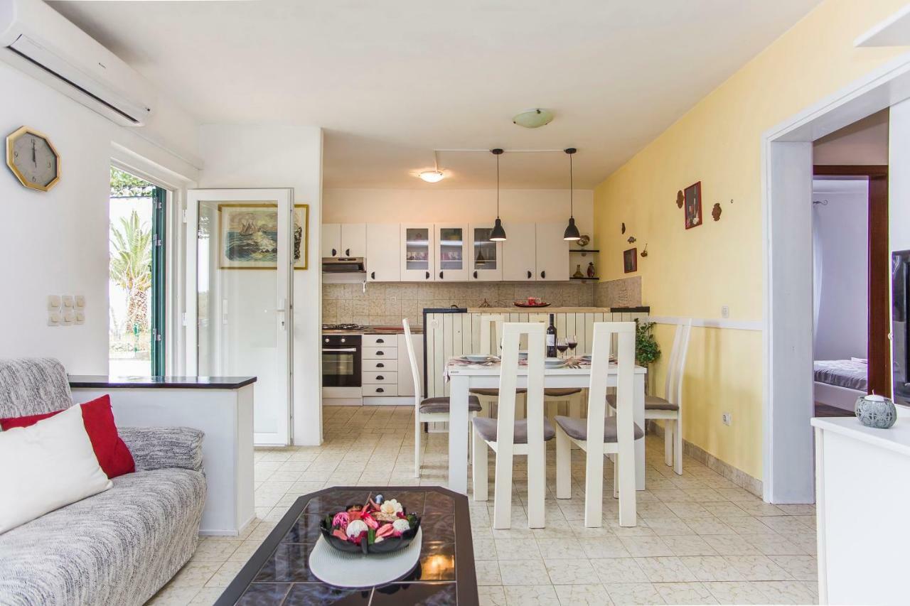 Holiday House "Kale" Drače エクステリア 写真