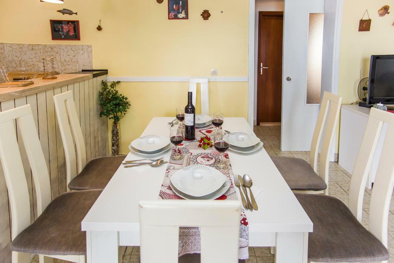 Holiday House "Kale" Drače エクステリア 写真