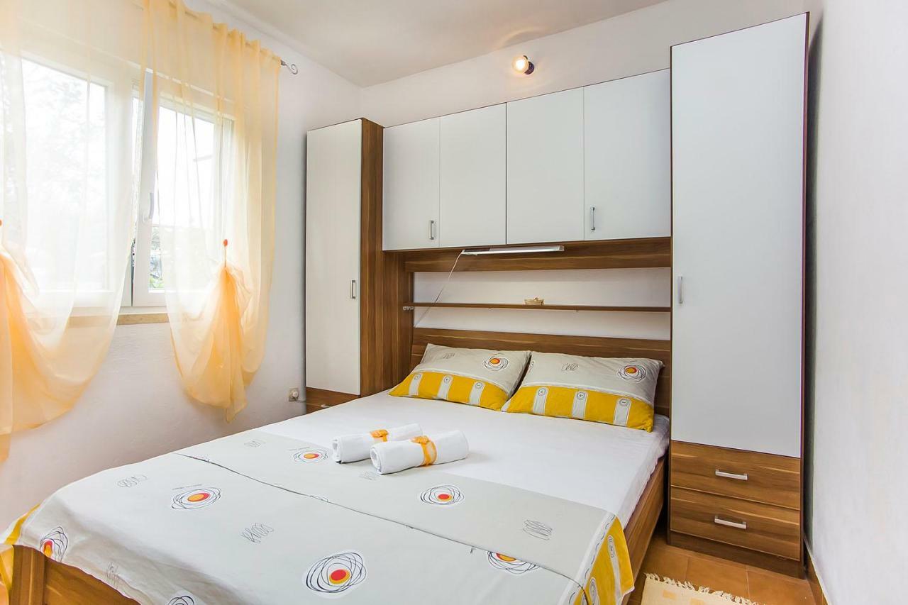 Holiday House "Kale" Drače エクステリア 写真
